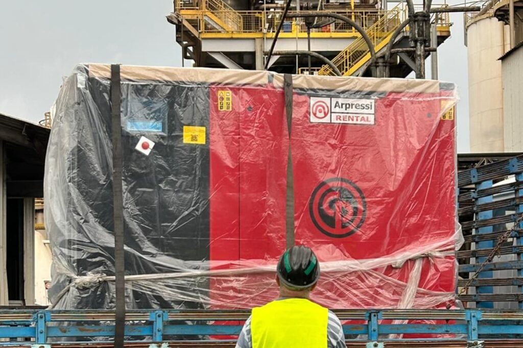 Locação de Compressor Industrial A Arpressi Compressores possui ampla variedade de compressores de ar para locação. Fornecemos o equipamento ideal de acordo com sua necessidade. Todos os equipamentos são revisados e testados para segurança e satisfação de nossos clientes.